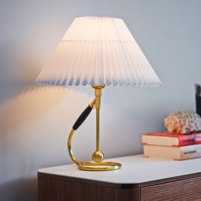 テーブルランプ モデル306｜レ・クリント ジャパン 公式オンラインストア