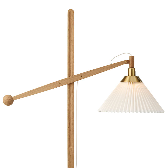 【希少】LE KLINT　レクリント　フロアランプ　フロアスタンド　325 フロアランプ モデル325 オーク ｜ Products | LE KLINT